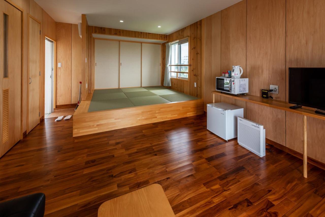 Guest House Kawamitsu Miyakojima  Eksteriør bilde