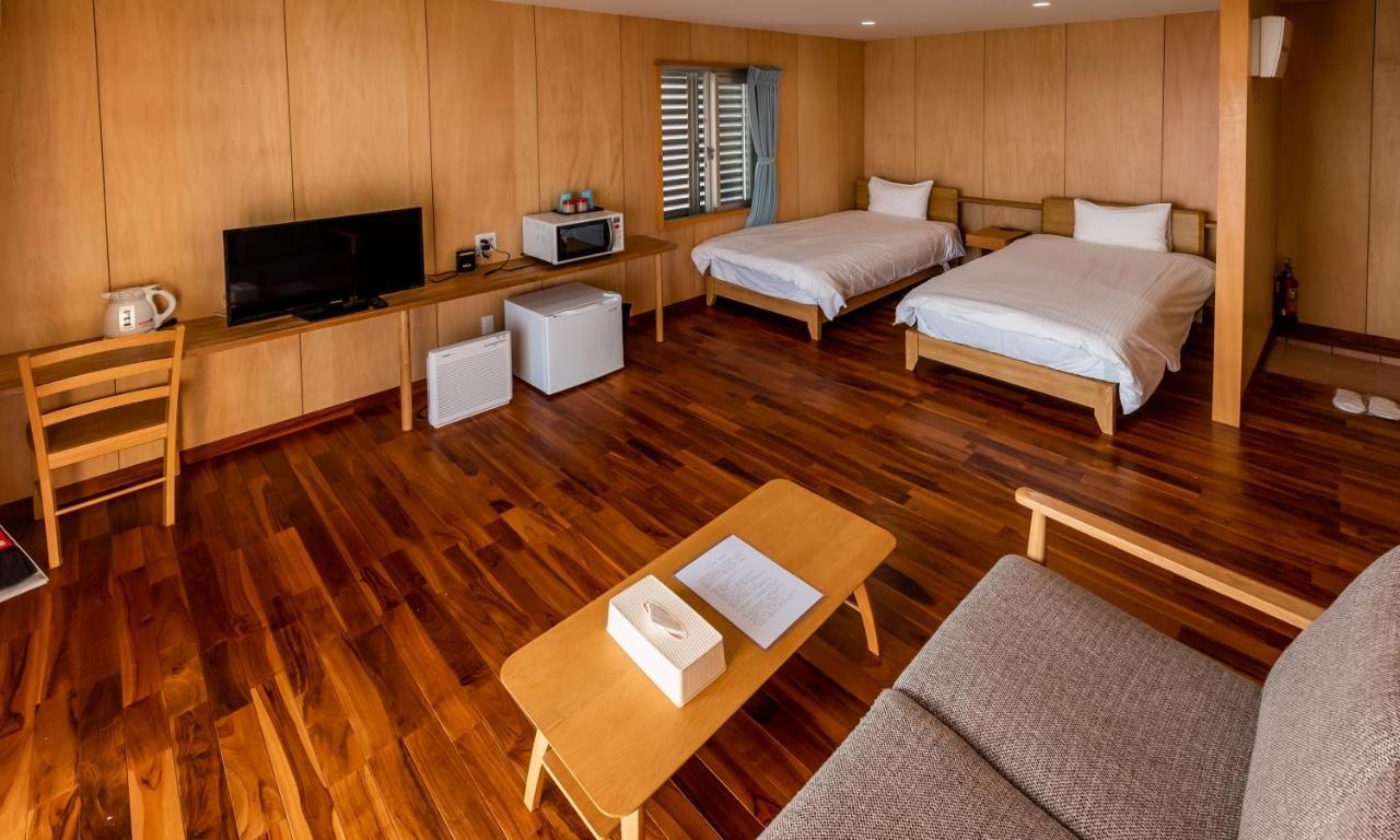 Guest House Kawamitsu Miyakojima  Eksteriør bilde