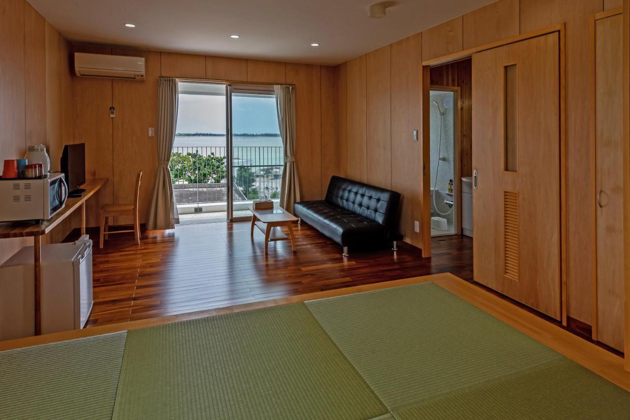 Guest House Kawamitsu Miyakojima  Eksteriør bilde