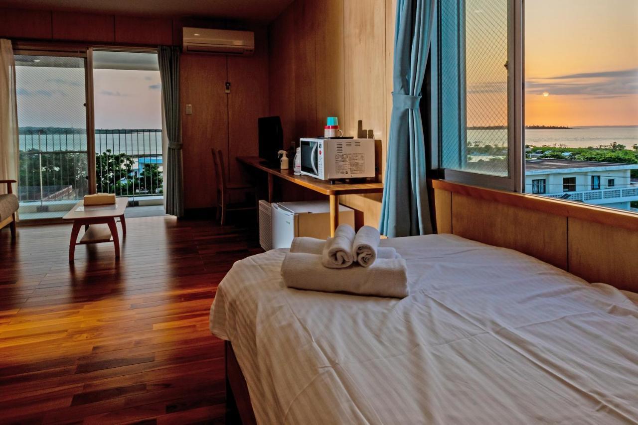 Guest House Kawamitsu Miyakojima  Eksteriør bilde